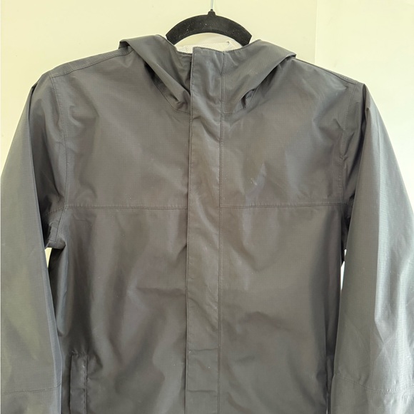 Quince Black Water Proof Hooded Rain Jacket - Size 12. Boys or Unisex - Picture 2 of 7